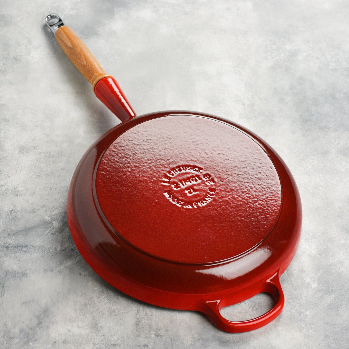 Cast Iron 10.25-inch Cerise Fry Pan with Wood Handle