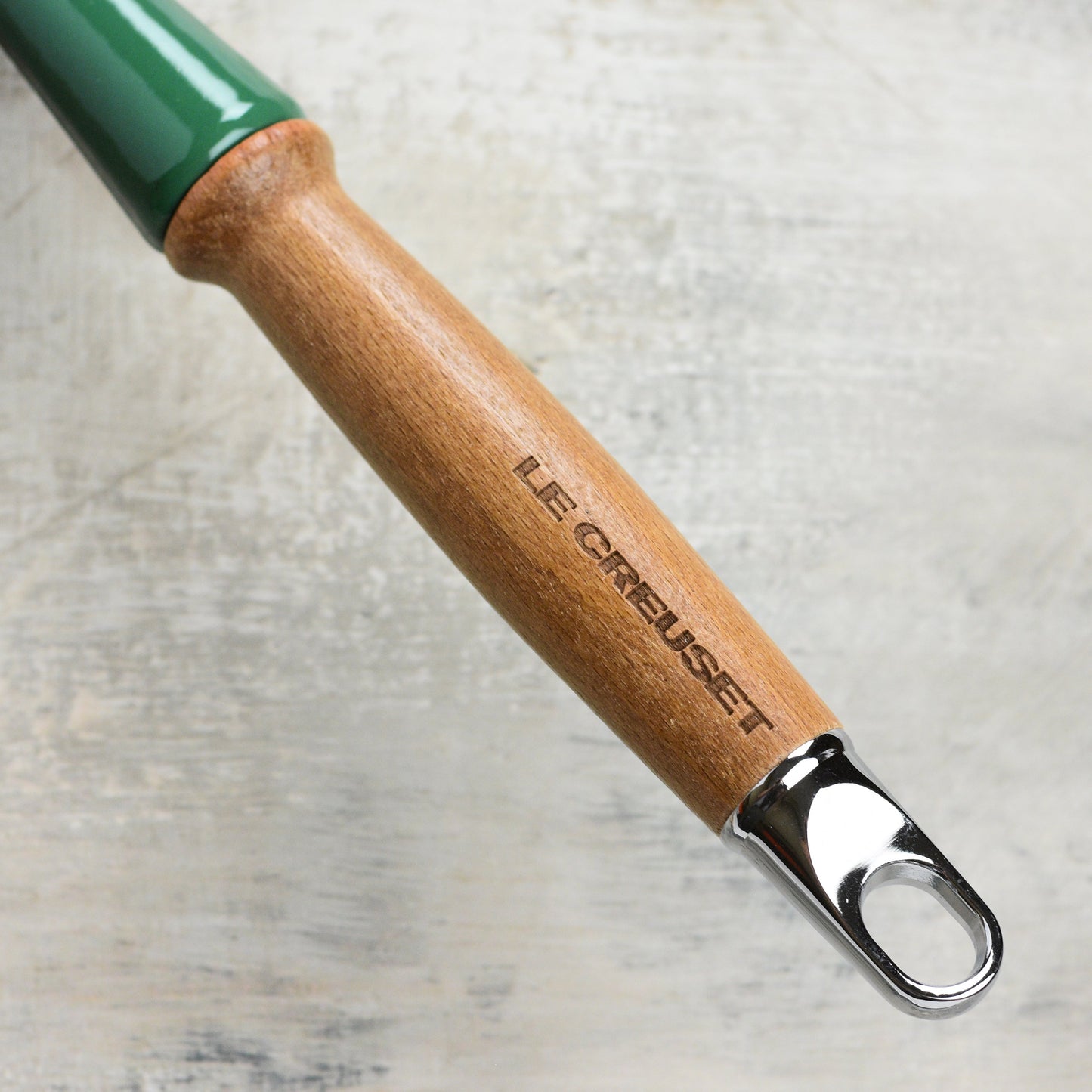 Cast Iron 10.25-inch Artichaut Fry Pan with Wood Handle