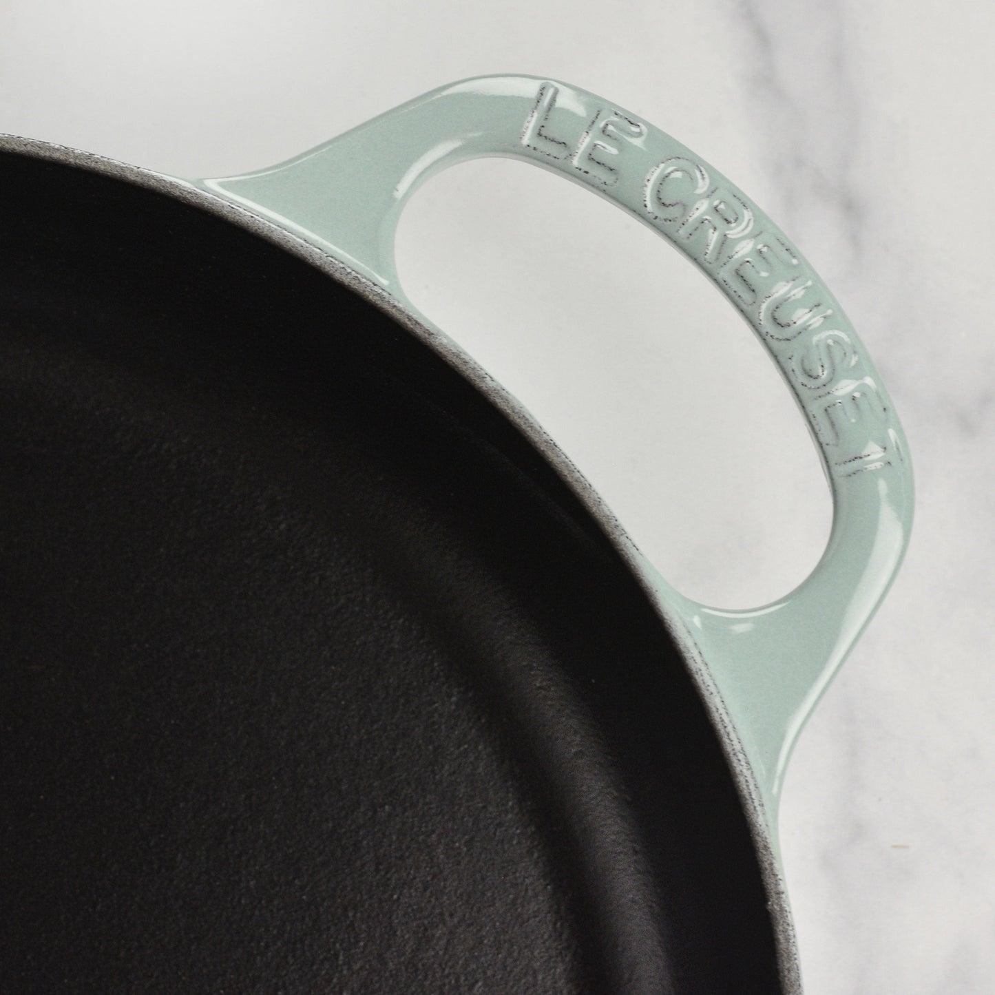 Signature Cast Iron 11-inch Sea Salt Everyday Pan
