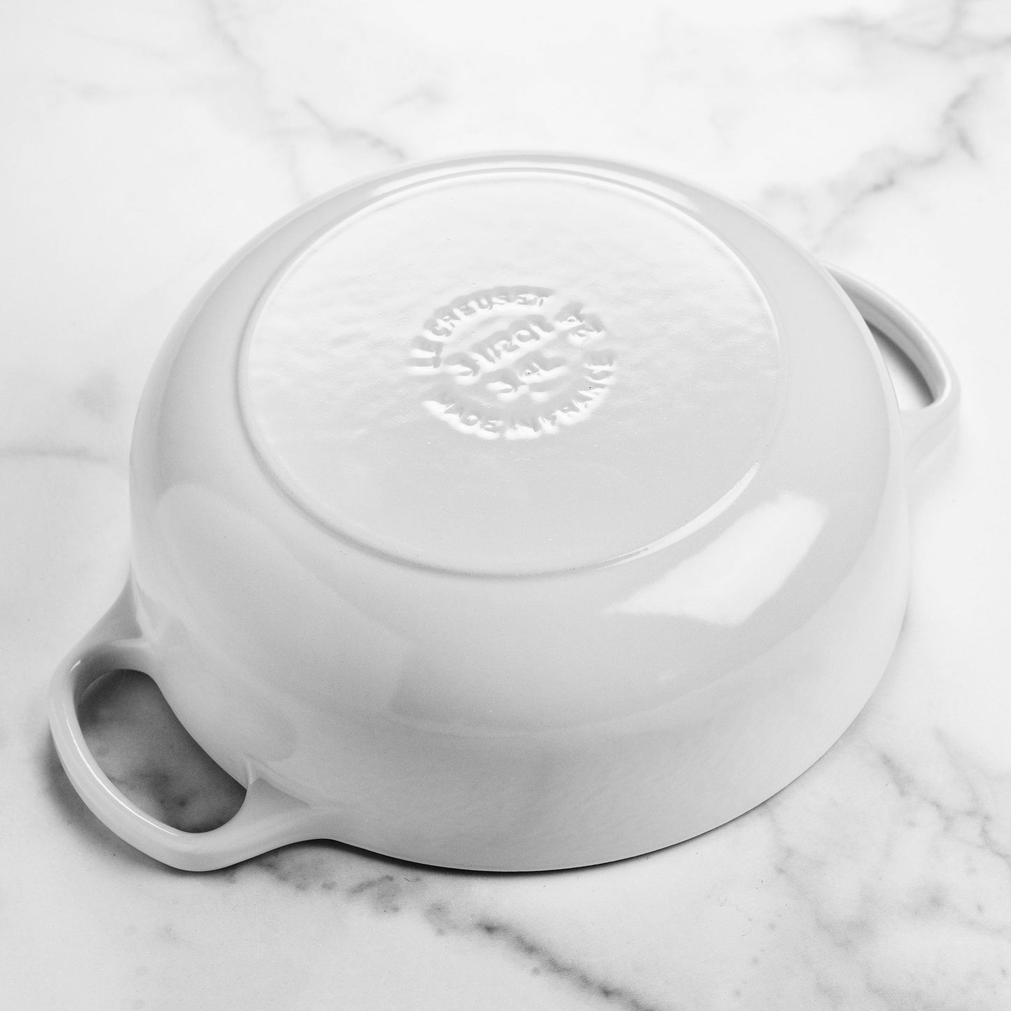 Signature Cast Iron 3.5-quart White Sauteuse Dutch Oven