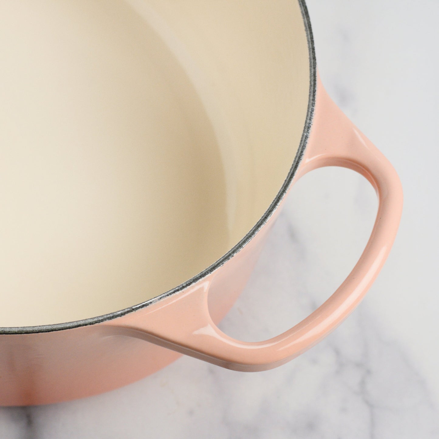 Signature Cast Iron 6.75-quart Peche Oval Dutch Oven