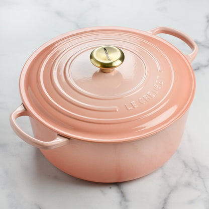 Signature Cast Iron 7.25-quart Peche Round Dutch Oven