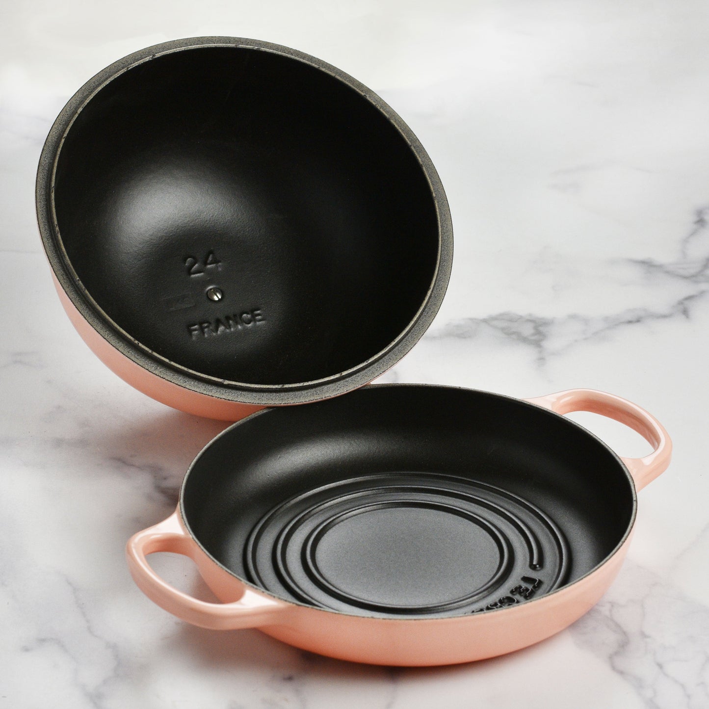 Signature Cast Iron 9.5-inch Peche Bread Oven