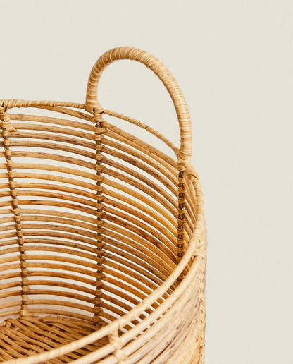 ROUND HAMPER WITH HANDLES