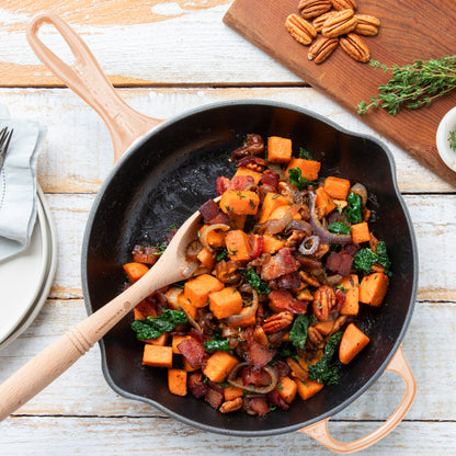 Signature Cast Iron 9-inch Peche Skillet