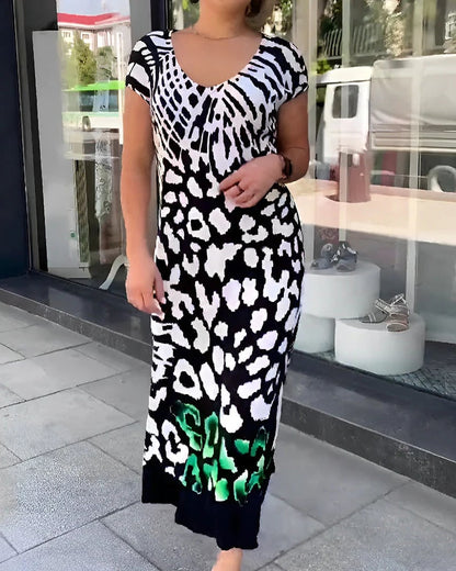 Lässiges bedrucktes Kurzarmkleid