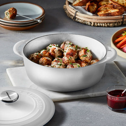 Cast Iron 2.75-quart White Shallow Round Dutch Oven